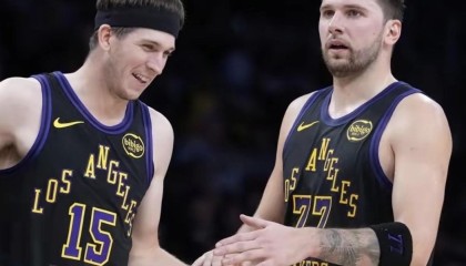 体育官网-记者：湖人想打造独行侠2.0阵容，认可东契奇&amp;amp;里夫斯后场组合