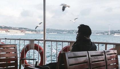 在线体育游戏娱乐平台-水晶宫主帅格拉斯纳：本赛季结束后离任